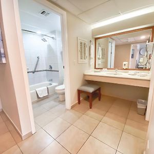 Suite met een Slaapkamer en een King Size Bed